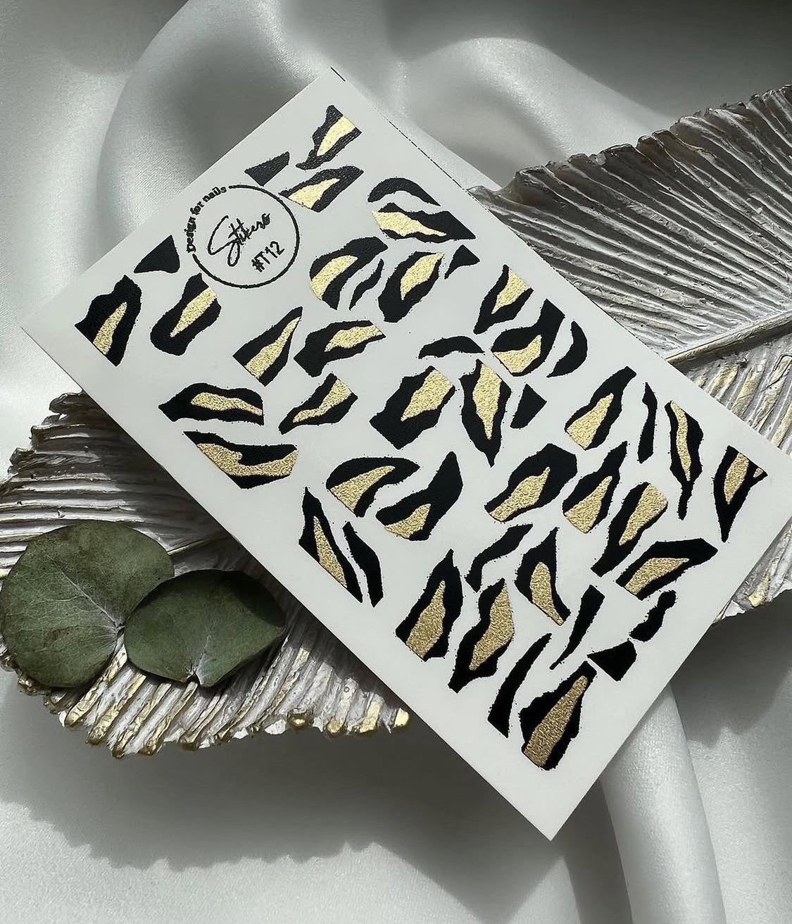 Gold & Black bundle  📦